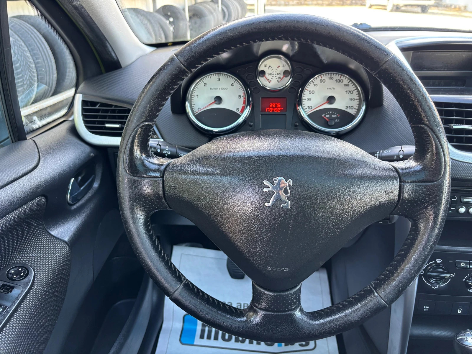Peugeot 207 SW 1.6 HDI  ПАНОРАМА ВЪЗМОЖЕН БАРТЕР, снимка 9 - Автомобили и джипове - 54615651