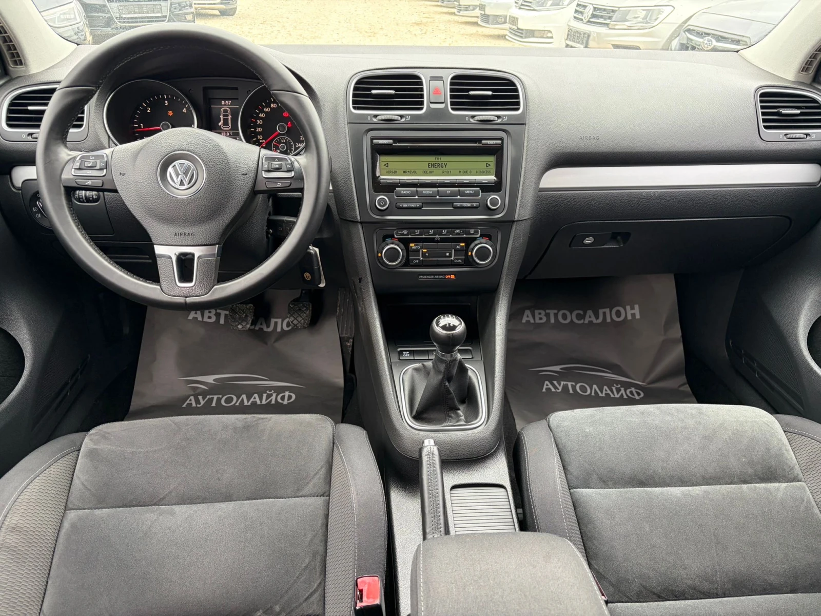 VW Golf 2.0TDI HIGHLINE, снимка 8 - Автомобили и джипове - 54747276