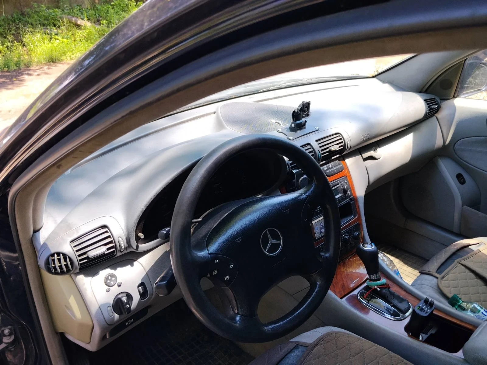 Mercedes-Benz C 200, снимка 5 - Автомобили и джипове - 54794183