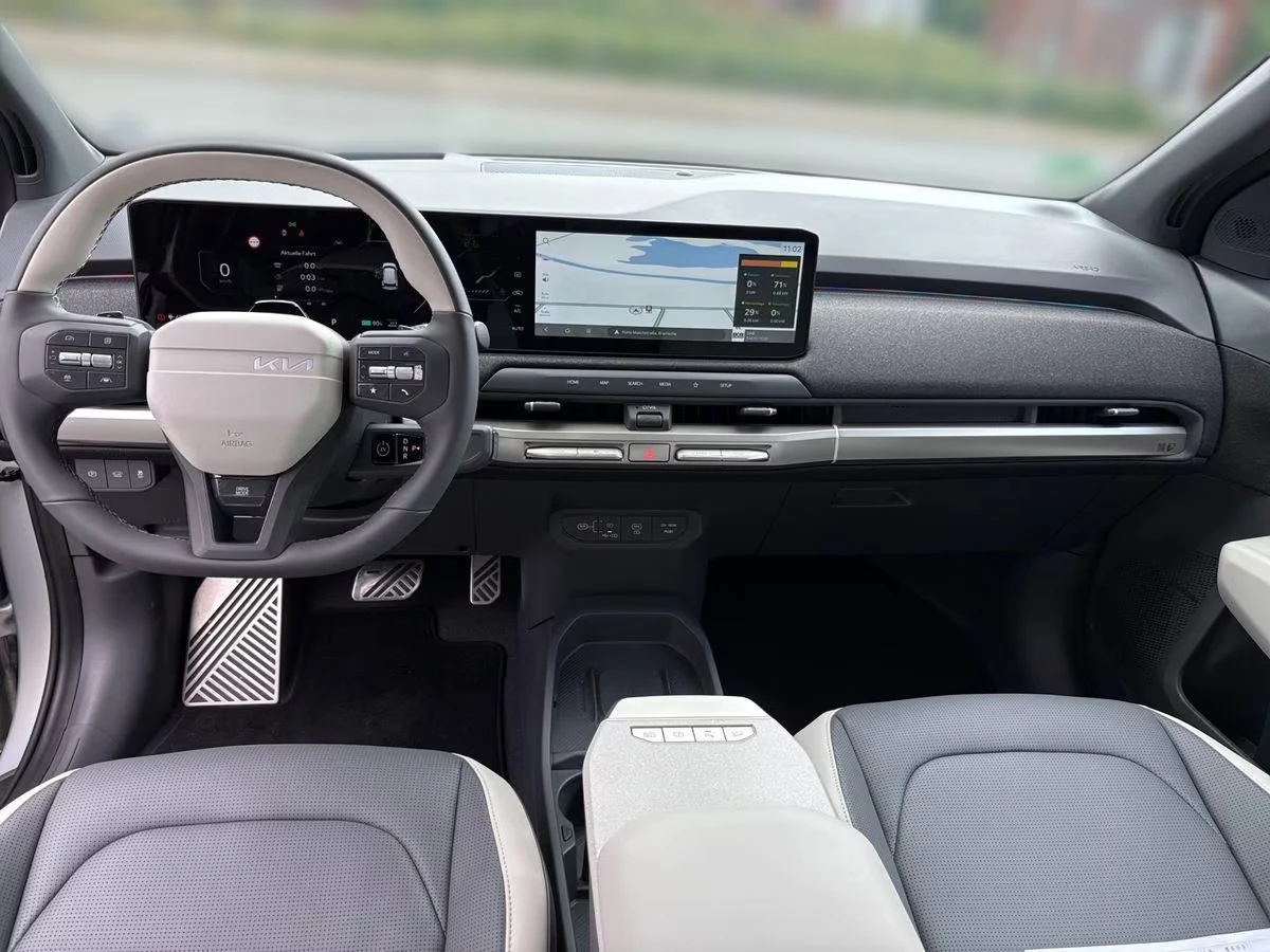 Kia EV9 GT/204HP/COMFORT/HUD/360/253h, снимка 7 - Автомобили и джипове - 54854661