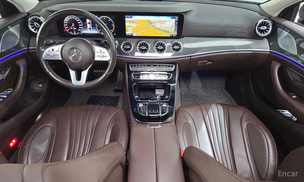 Mercedes-Benz CLS 300 d* AMG LINE* ПОДГРЕВ* НАВИГАЦИЯ, снимка 3 - Автомобили и джипове - 54913900