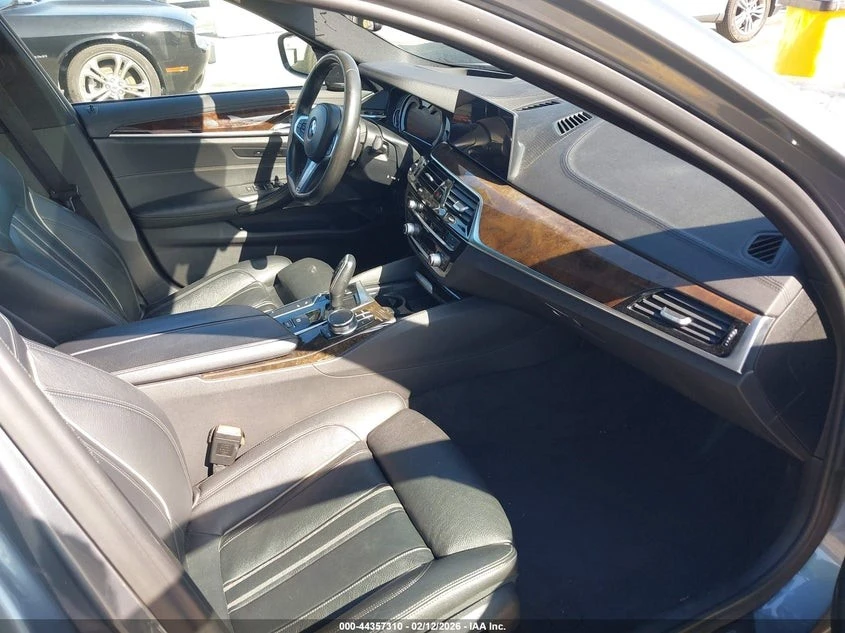 BMW 540 3.0L I-6 DI, DOHC, VVT, TURBO, 335HP* ВИДЕО, снимка 5 - Автомобили и джипове - 54944456