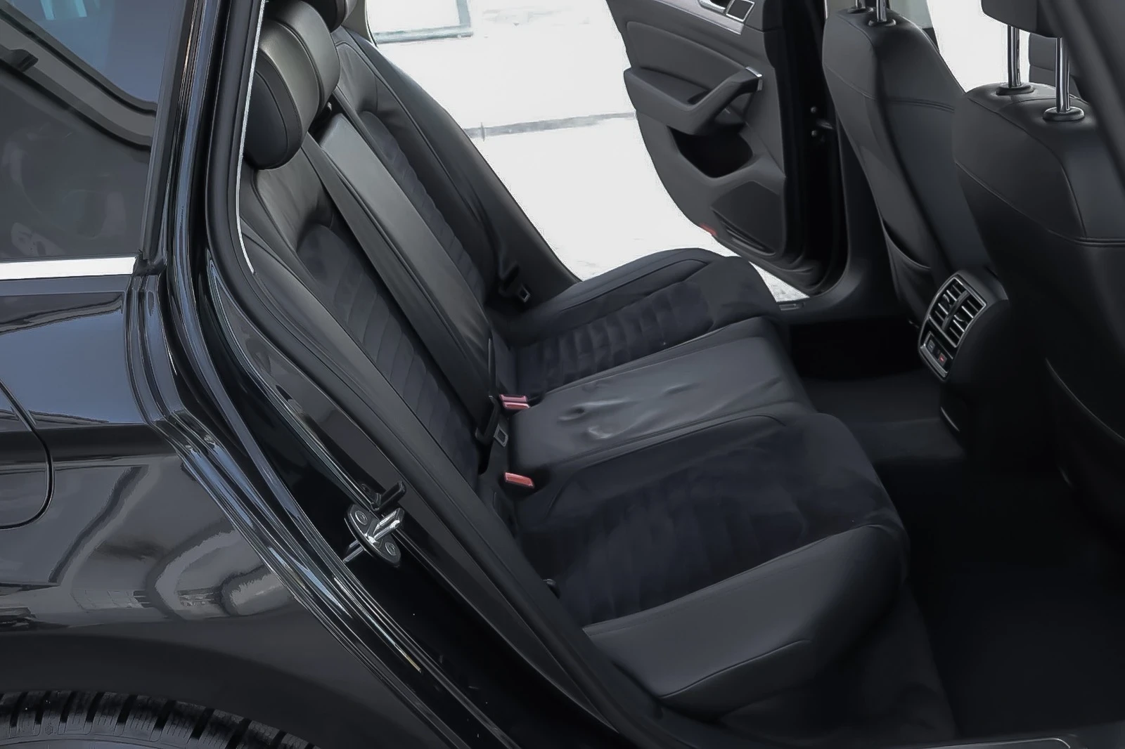 VW Passat 2.0 TDI FULL | Mobile.bg � ����������� 11