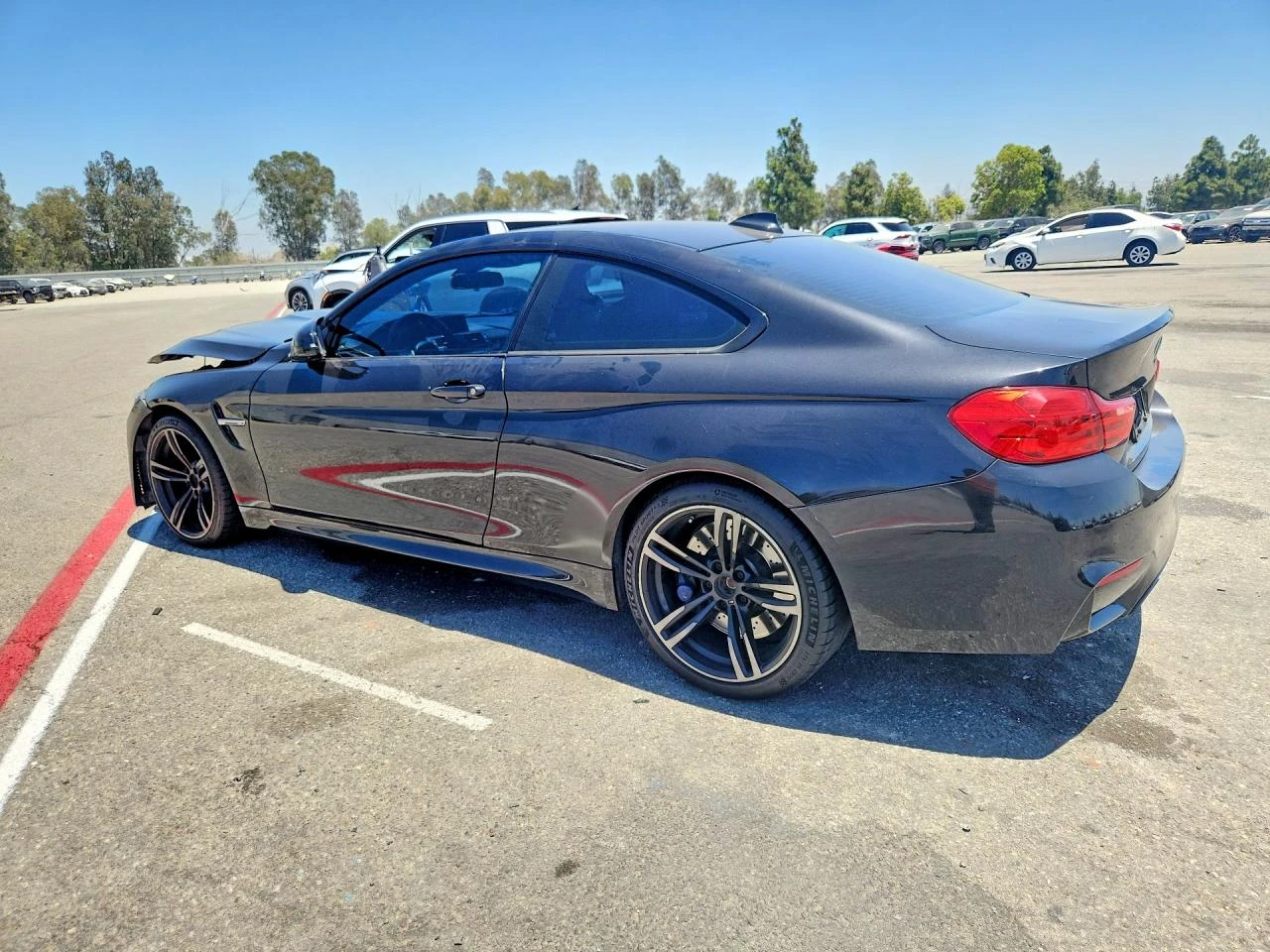 BMW M4 КРАЙНА ЦЕНА* MANUAL* CARBON* ПОДГРЕВ* HARMAN KARDO, снимка 2 - Автомобили и джипове - 55502401