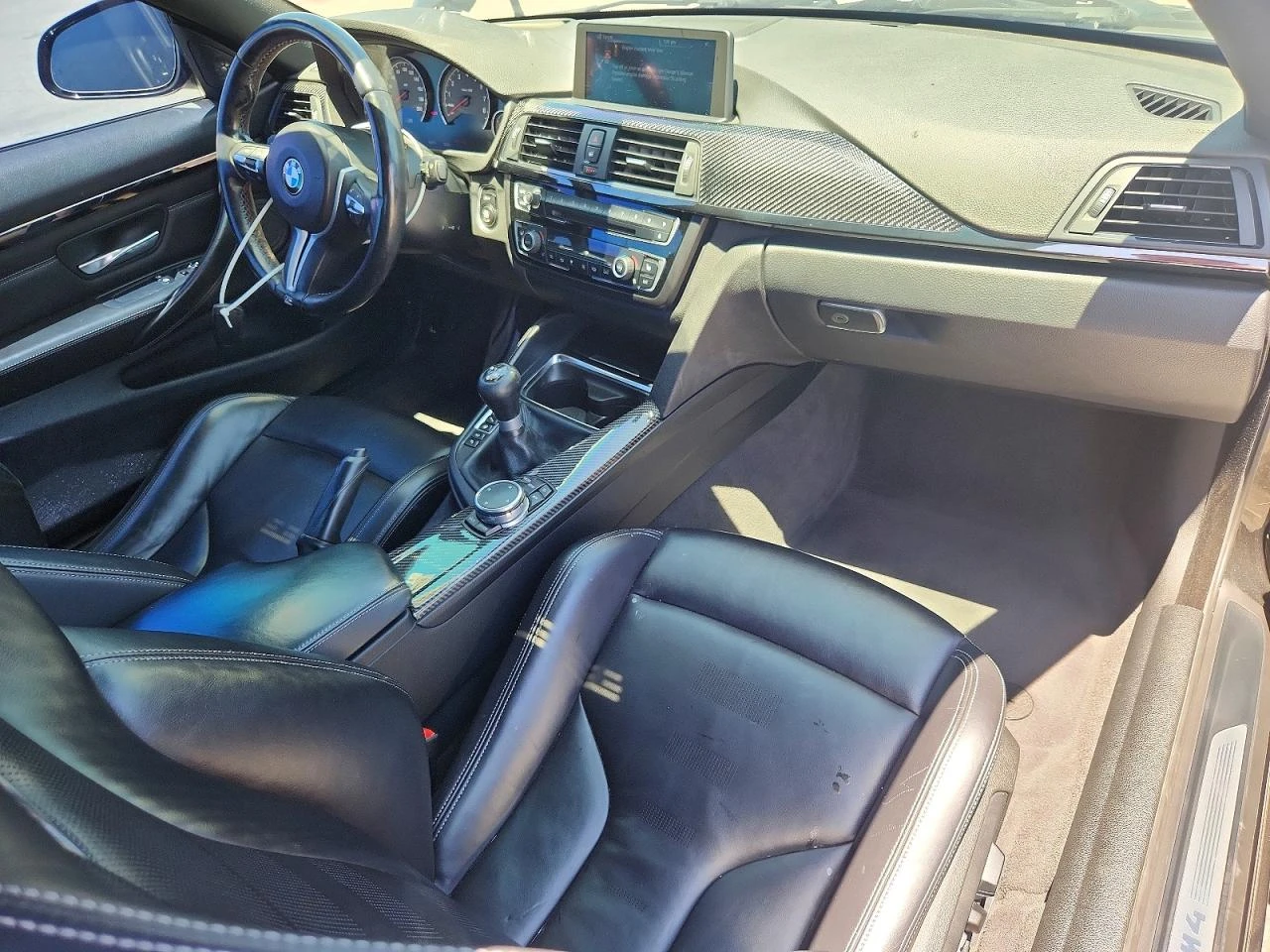 BMW M4 КРАЙНА ЦЕНА* MANUAL* CARBON* ПОДГРЕВ* HARMAN KARDO, снимка 8 - Автомобили и джипове - 55502401