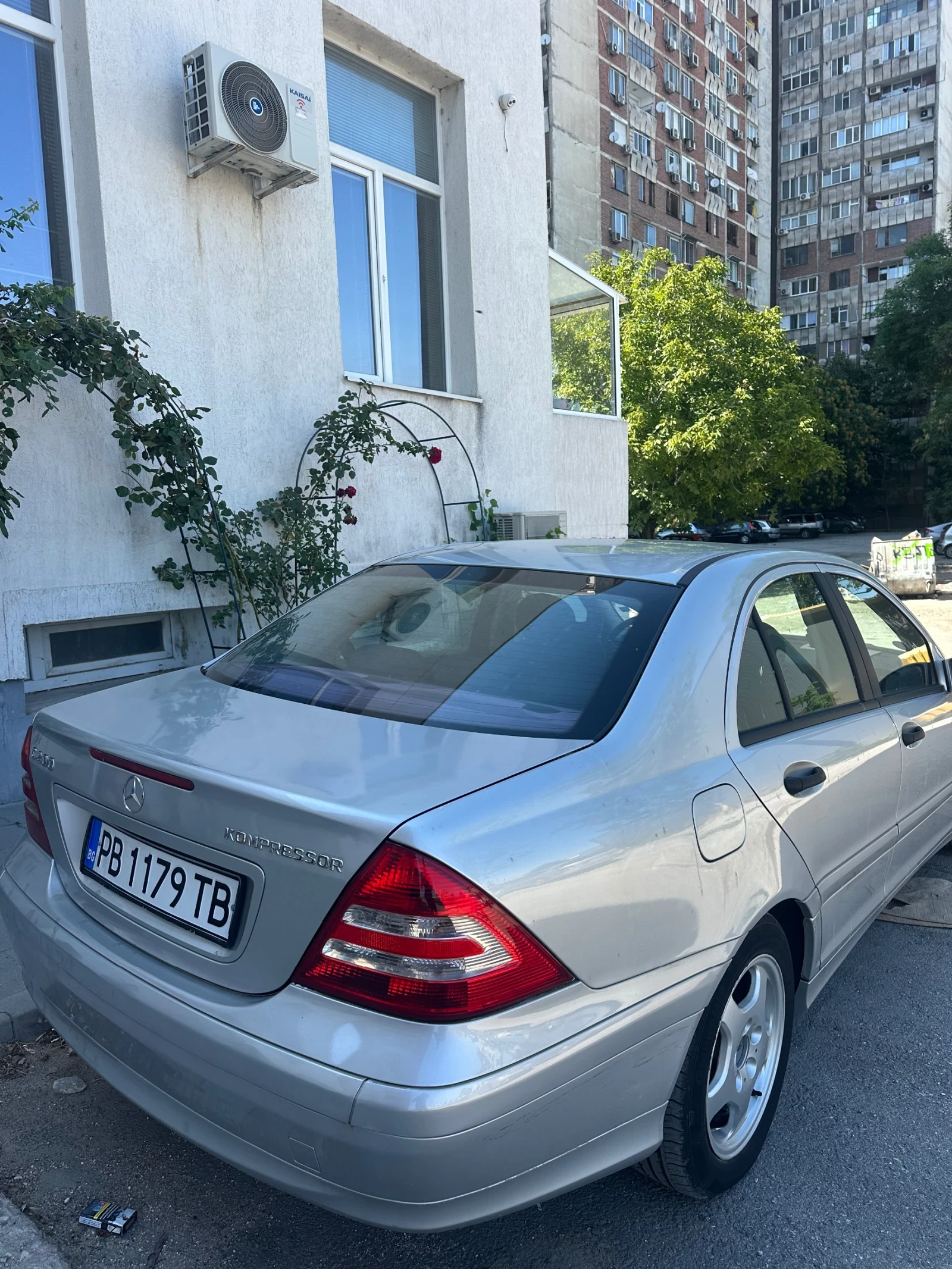 Mercedes-Benz C 200 LPG, снимка 3 - Автомобили и джипове - 55617531