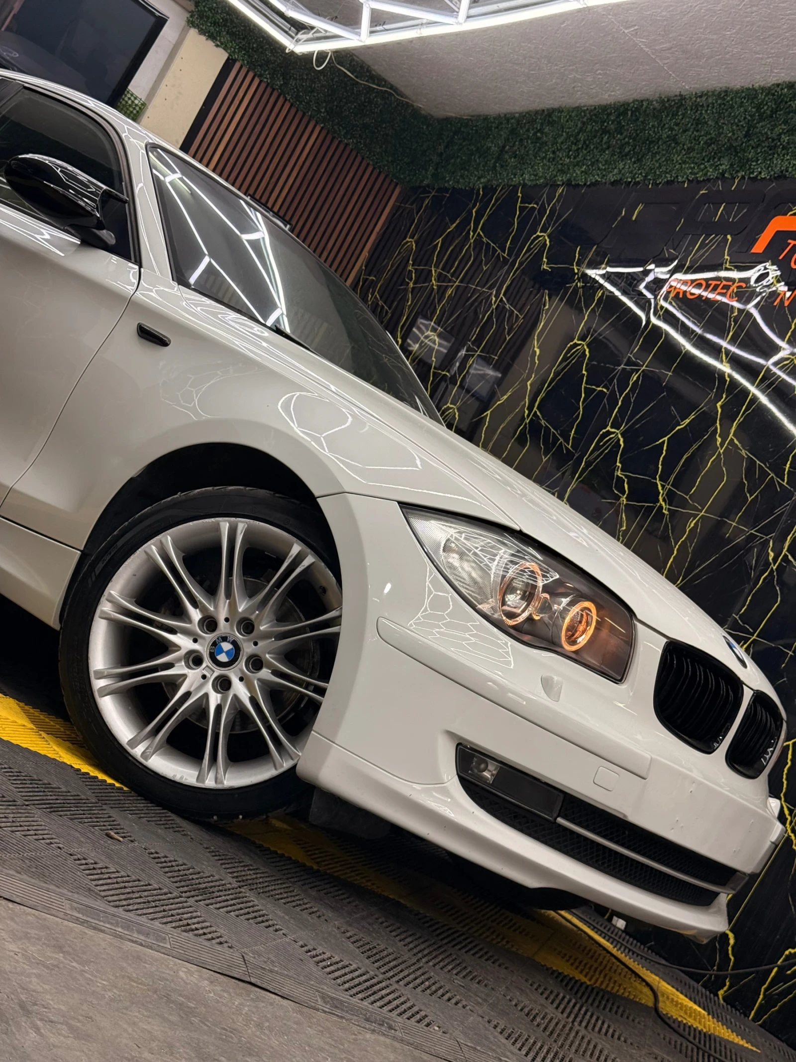 BMW 120 120D facelift , снимка 6 - Автомобили и джипове - 55646343