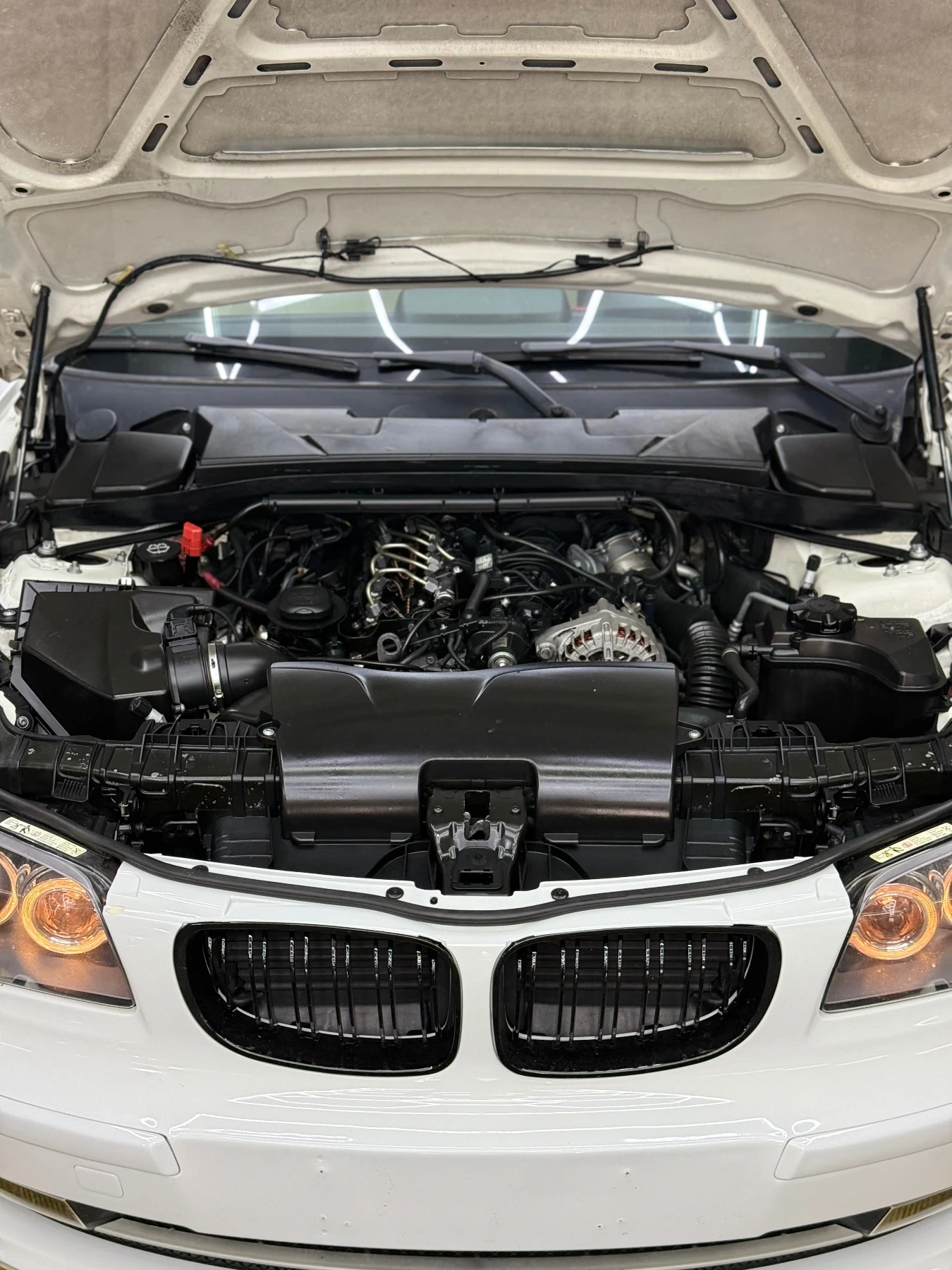 BMW 120 120D facelift , снимка 11 - Автомобили и джипове - 55646343
