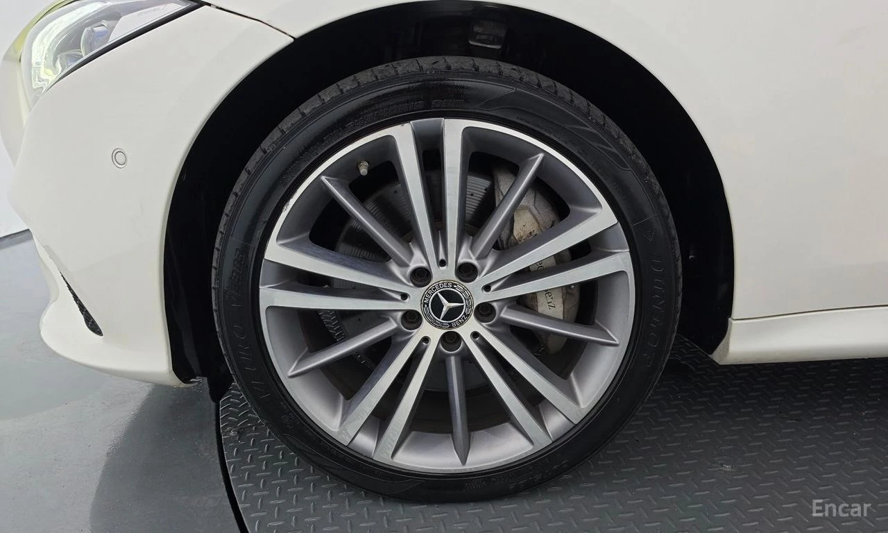 Mercedes-Benz CLS 400 4MATIC* BURMESTER* ОБДУХВАНЕ* ДИСТРОНИК* ХЕДЪП* LA, снимка 5 - Автомобили и джипове - 56042896