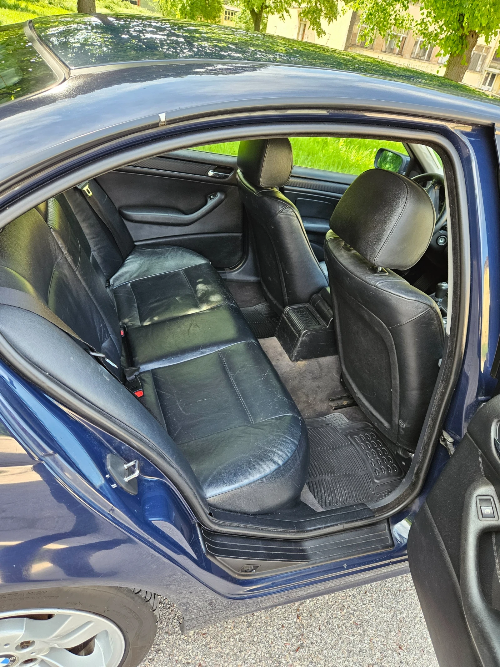 BMW 320, снимка 6 - Автомобили и джипове - 56159720