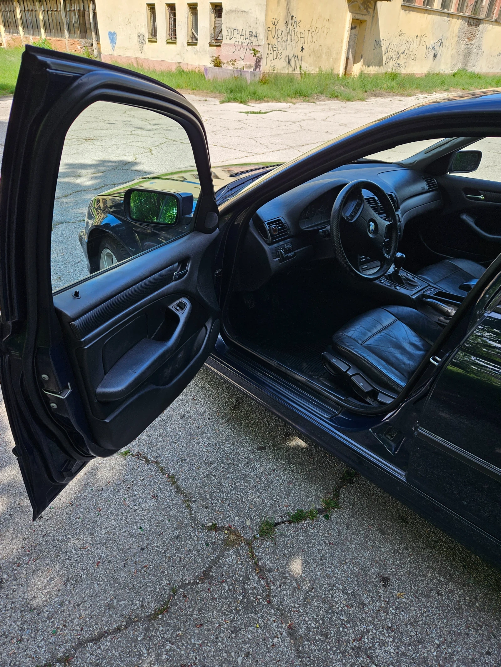 BMW 320, снимка 10 - Автомобили и джипове - 56159720