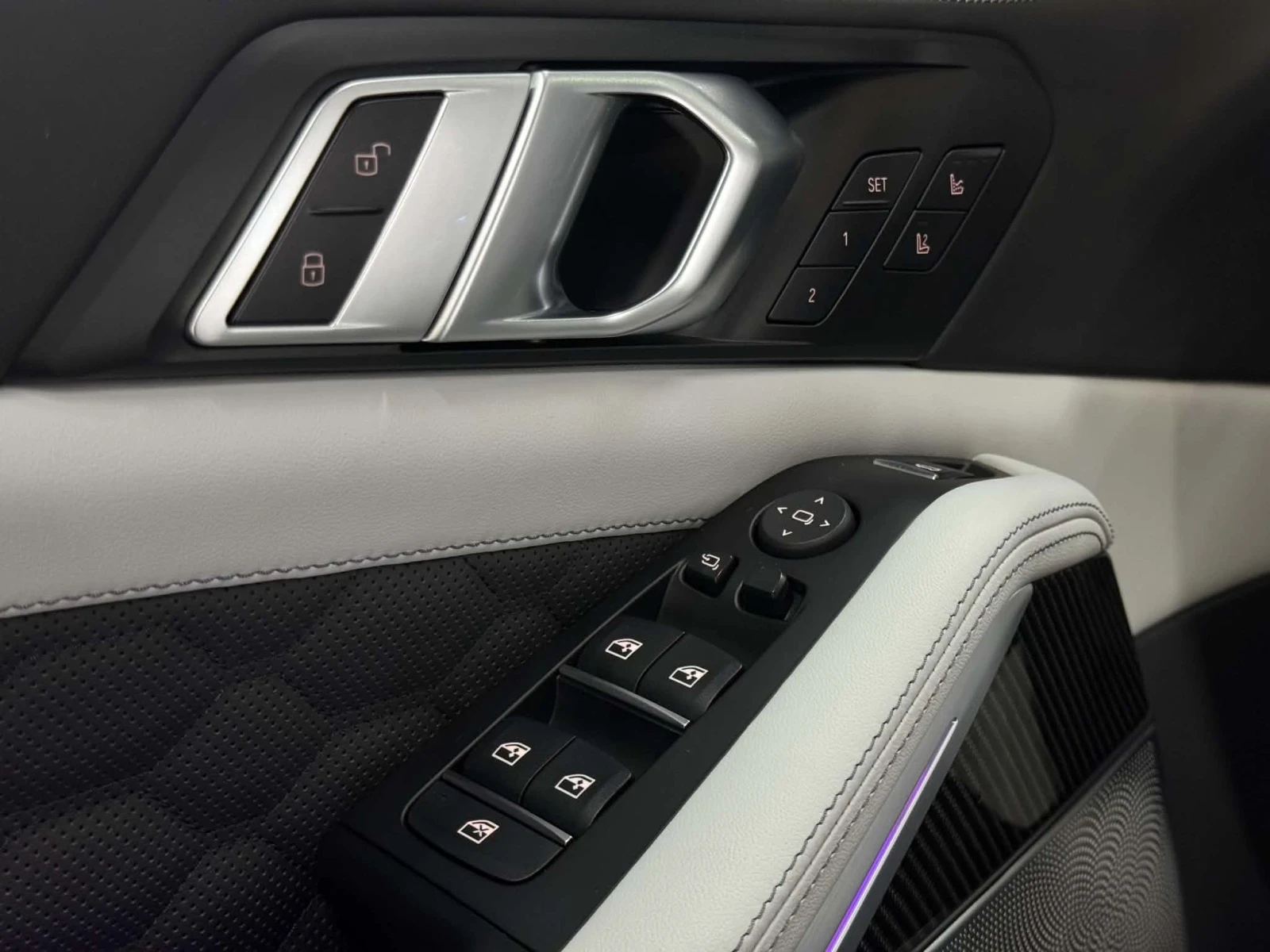 BMW X5M COMPETITION* B&W* HUD* 360 * SKY LOUNGE* ����� ��� | Mobile.bg � ����������� 16