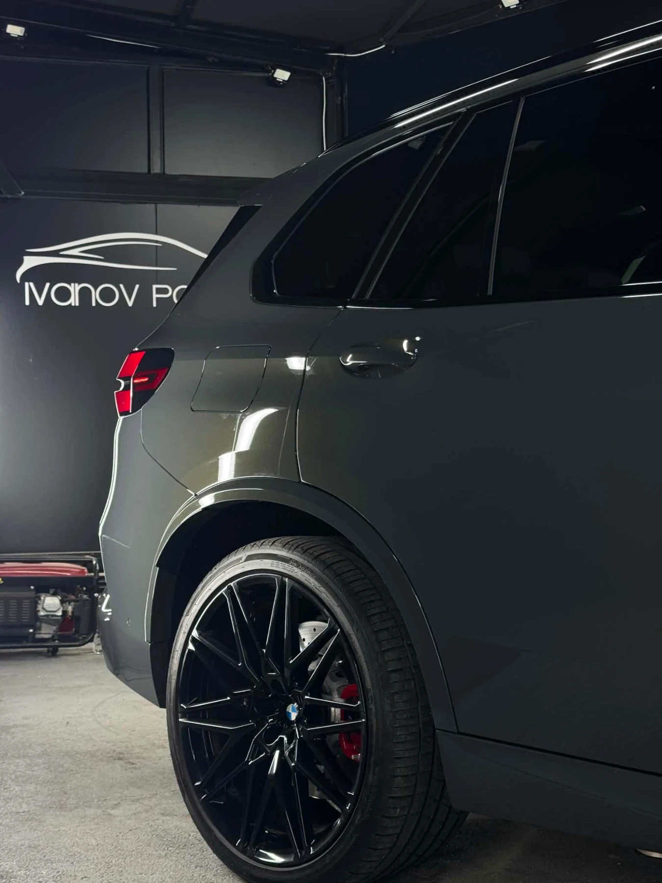 BMW X5M COMPETITION* B&W* HUD* 360 * SKY LOUNGE* ����� ��� | Mobile.bg � ����������� 7