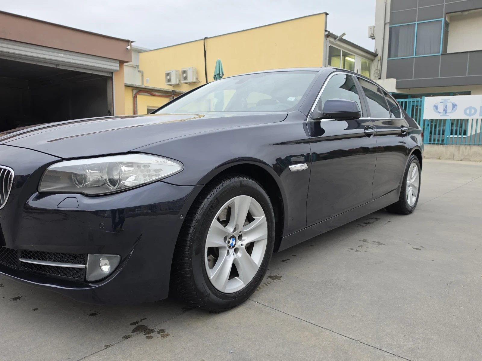 BMW 535 535i xdrive KEYLESS, 360.., снимка 2 - Автомобили и джипове - 56727649