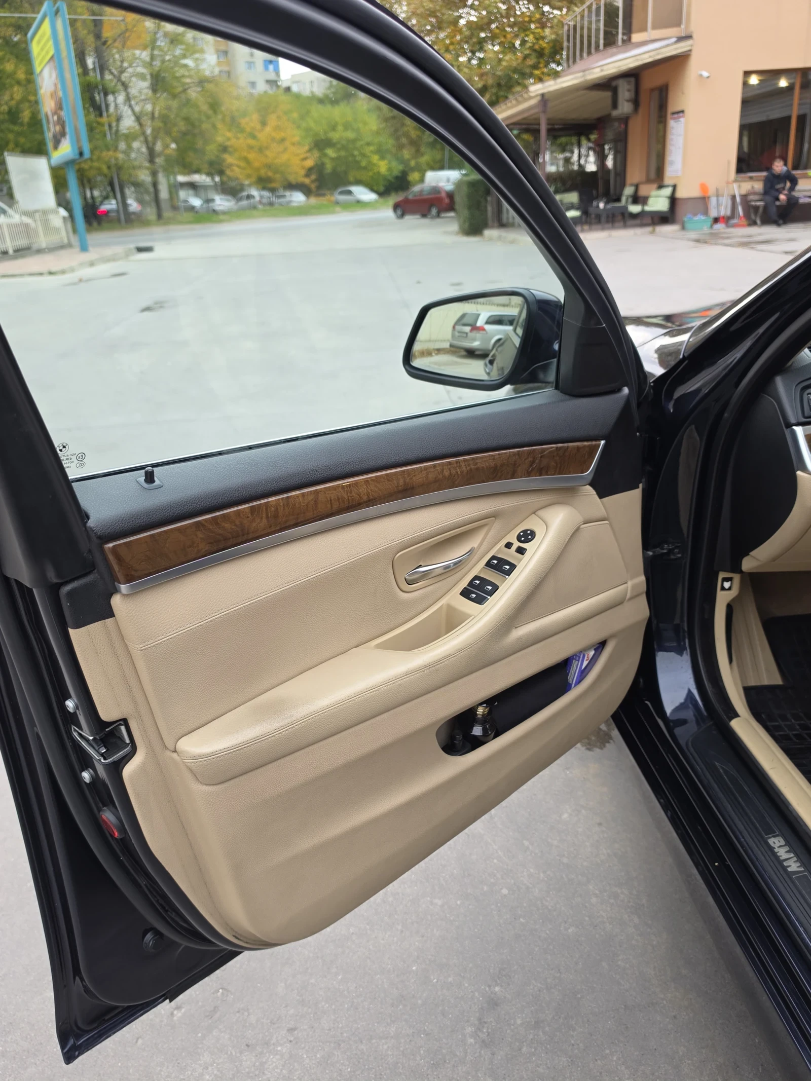 BMW 535 535i xdrive KEYLESS, 360.., снимка 13 - Автомобили и джипове - 56727649