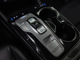 Hyundai Tucson 2.0 2WD MODERN, снимка 9
