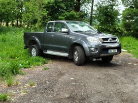 Toyota Hilux - 10000 € / 19558.30 лв. - 16890361 12