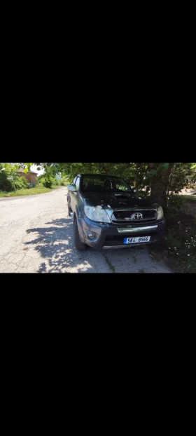 Toyota Hilux - 10000 € / 19558.30 лв. - 16890361 5