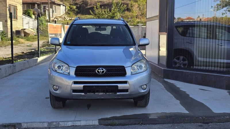 Toyota Rav4 2.2D4D 4x4 6SP IT-ЛИЗИНГ-ГАРАНЦИЯ, снимка 2 - Автомобили и джипове - 47458714