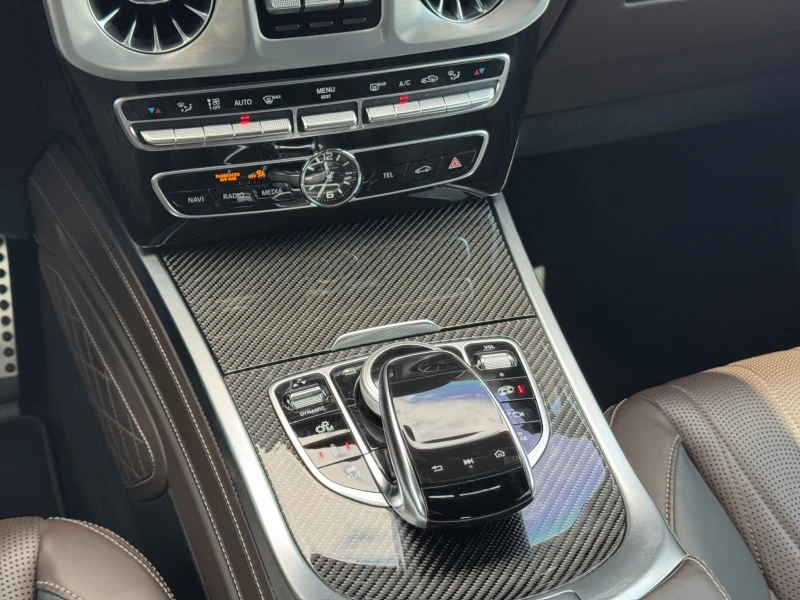 Mercedes-Benz G 63 AMG * 4M* Designo* NightPack* Burm* 360* Distronic* Ca, снимка 12 - Автомобили и джипове - 50443344