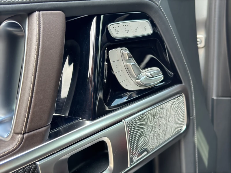 Mercedes-Benz G 63 AMG * 4M* Designo* NightPack* Burm* 360* Distronic* Ca, снимка 7 - Автомобили и джипове - 50443344