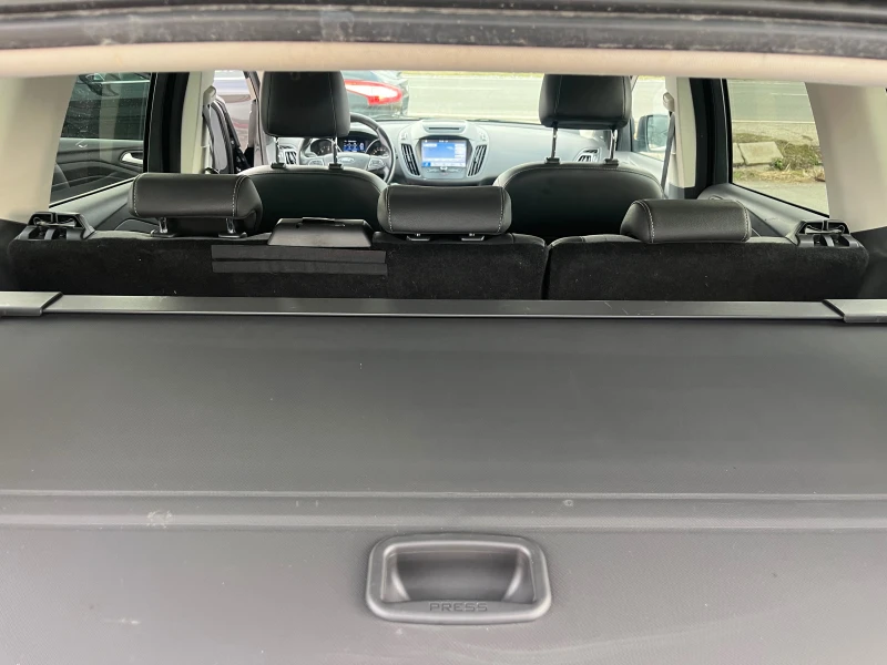 Ford Kuga 2.0 TITANIUM + , снимка 14 - Автомобили и джипове - 53012981