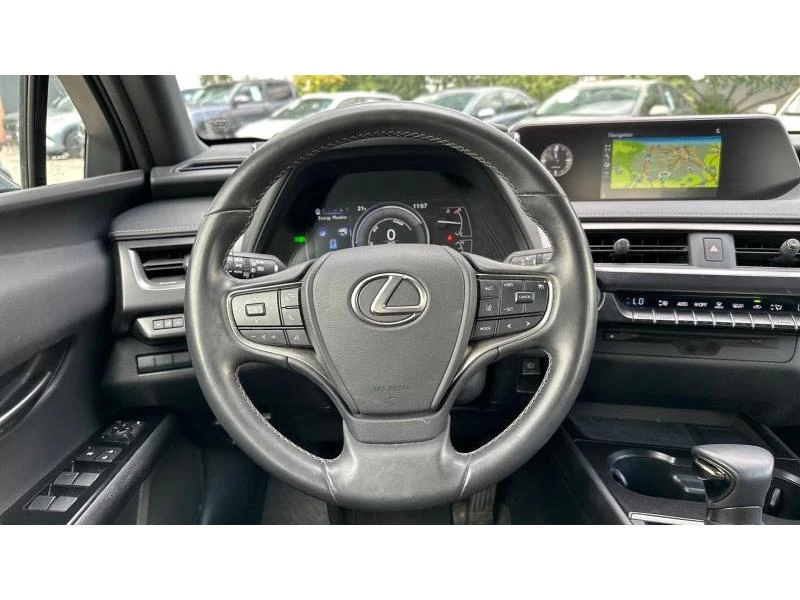 Lexus UX, снимка 9 - Автомобили и джипове - 47082490