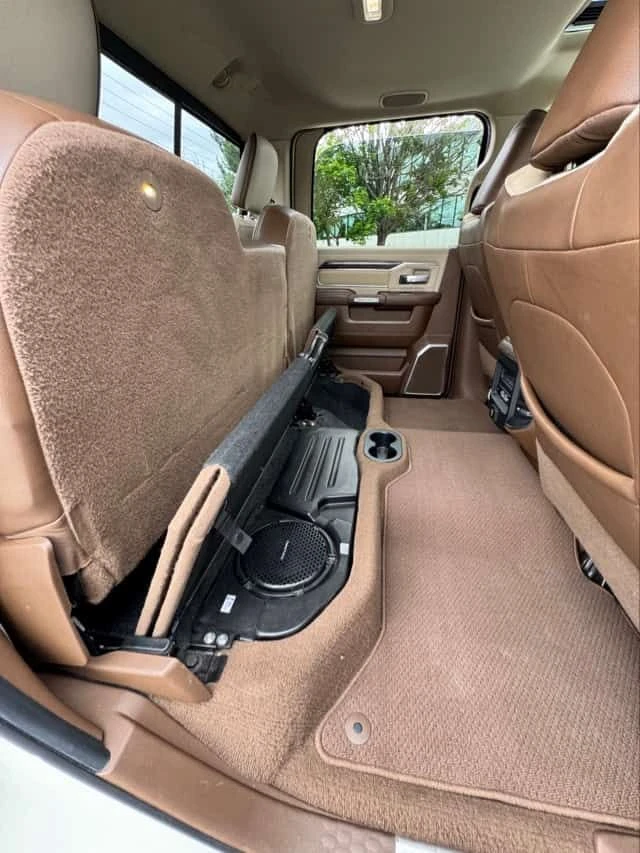 Dodge RAM 2500 * Laramie * CARFAX * ОПЦИЯ ЗА ФИНАНСИРАНЕ, снимка 16 - Автомобили и джипове - 55326922