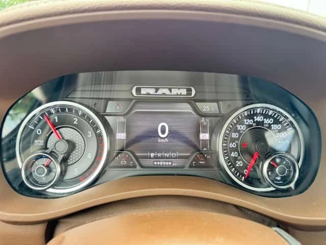Dodge RAM 2500 * Laramie * CARFAX * ОПЦИЯ ЗА ФИНАНСИРАНЕ, снимка 8 - Автомобили и джипове - 55326922