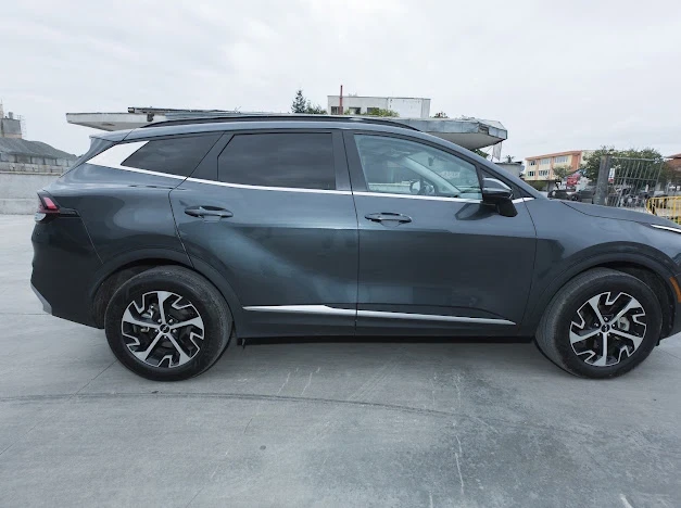 Kia Sportage, снимка 8 - Автомобили и джипове - 56140497