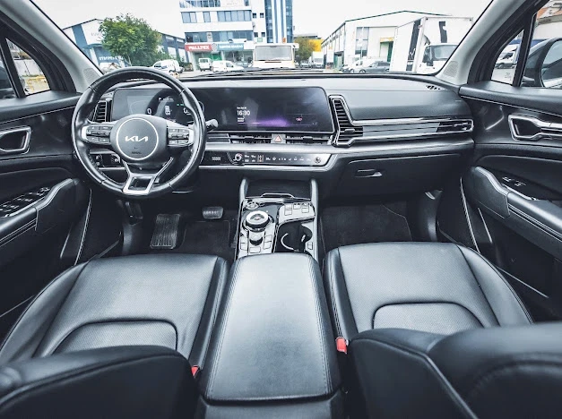 Kia Sportage, снимка 4 - Автомобили и джипове - 56140497