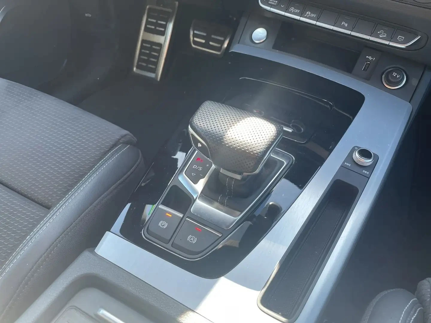 Audi Q5 50TDI Quattro S-line - изображение 6