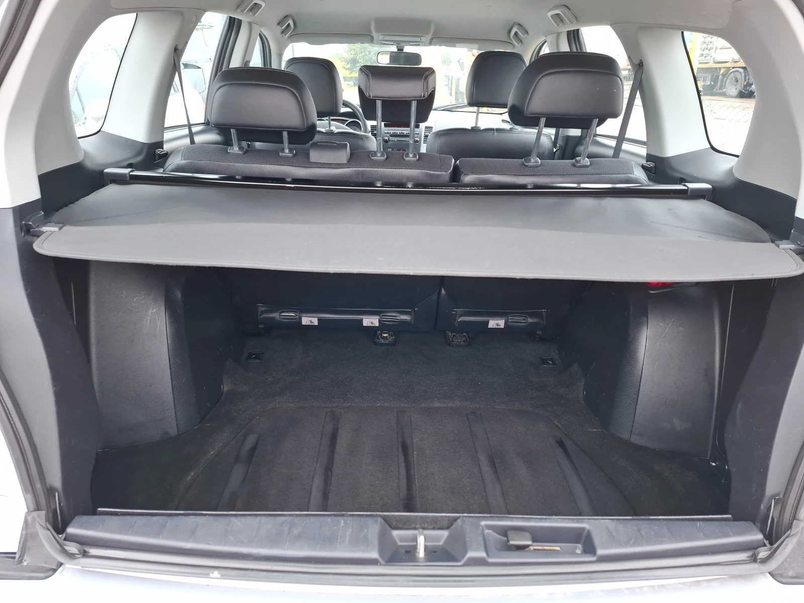 Citroen C-Crosser 4+ 1 - изображение 9