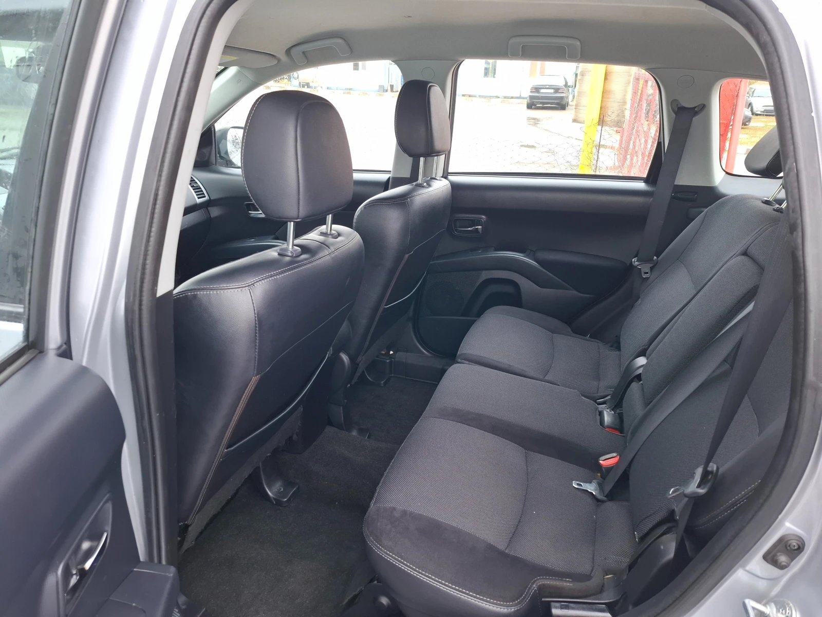 Citroen C-Crosser 4+ 1 - изображение 6
