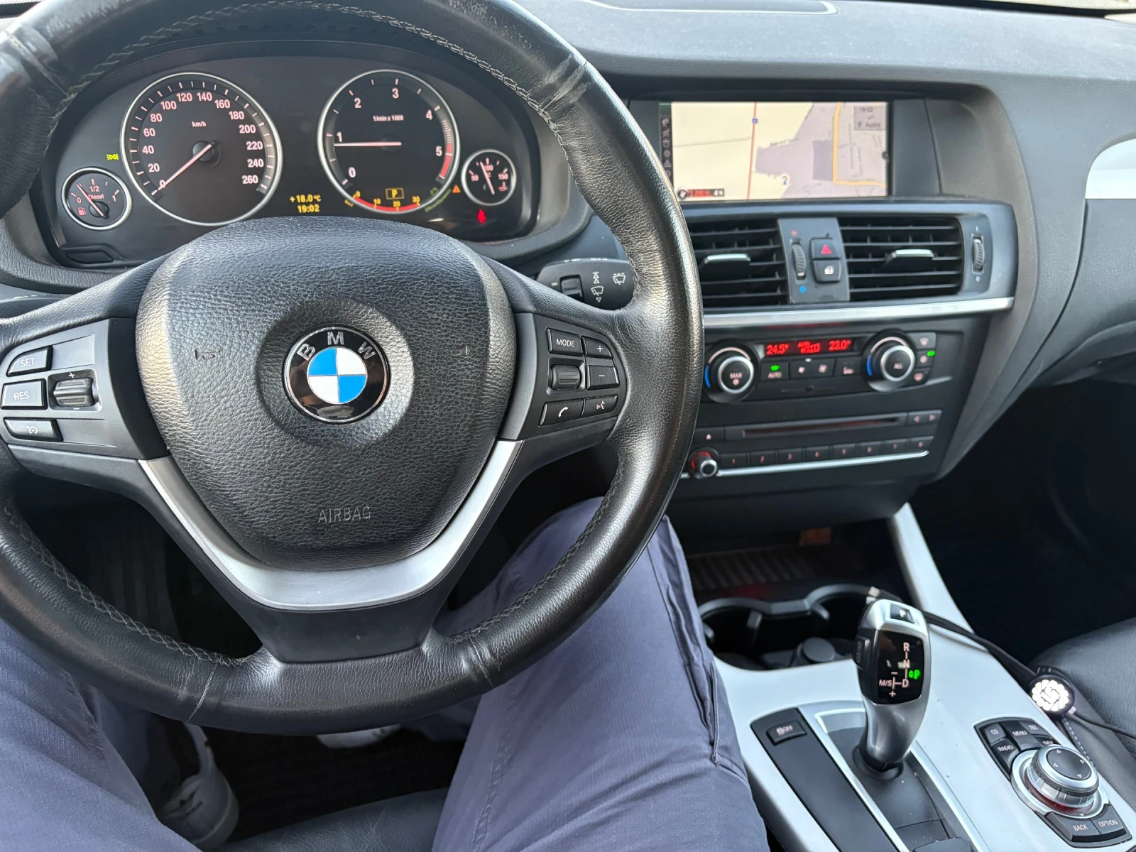 BMW X3  - изображение 8