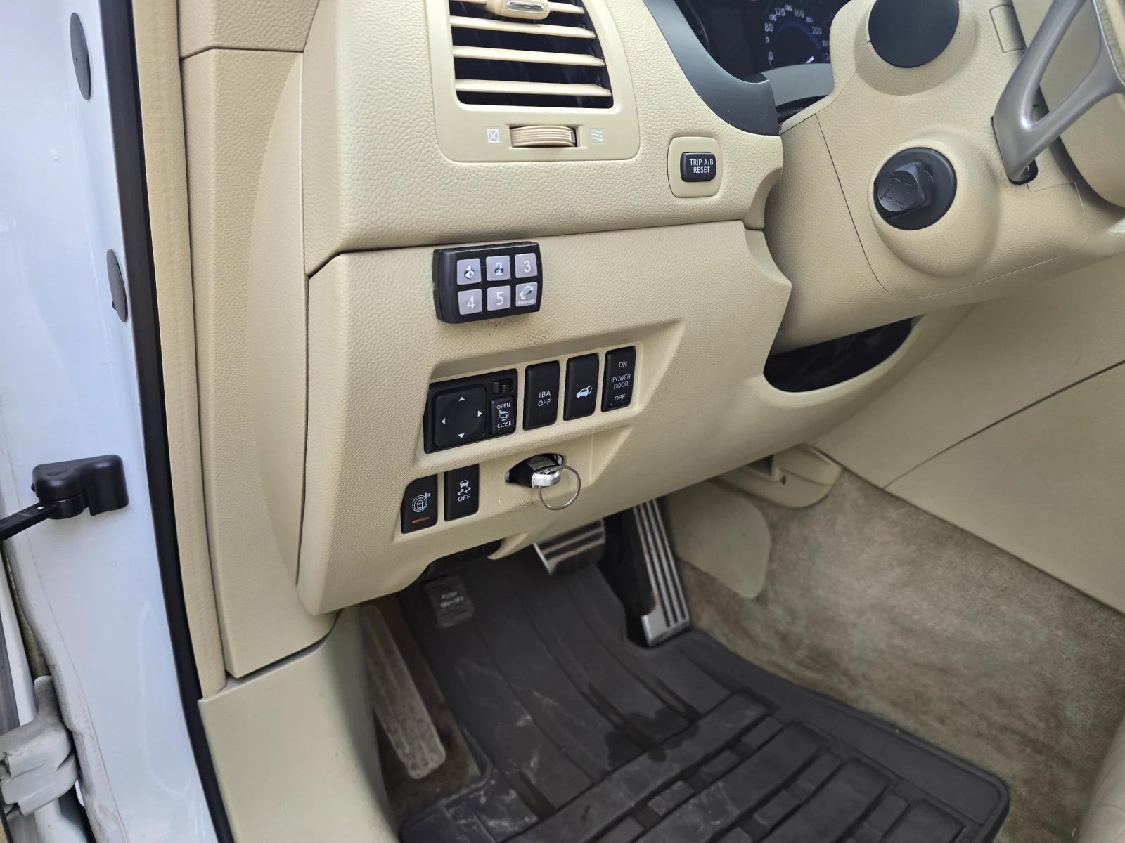 Infiniti QX70 S 3.0 ����� / ������� , ���������  | Mobile.bg � ����������� 10