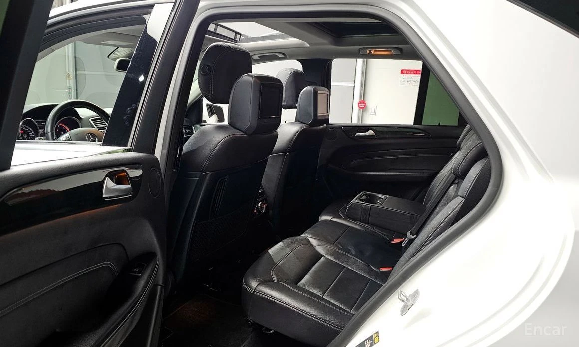 Mercedes-Benz ML 350, снимка 11 - Автомобили и джипове - 53789020