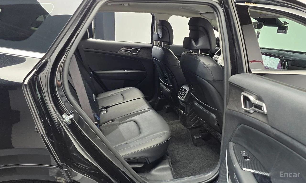 Kia Sportage 1.6L-TURBO* SIGNATURE* DIGITAL* CARBON-INTERIOR* , снимка 14 - Автомобили и джипове - 54544873
