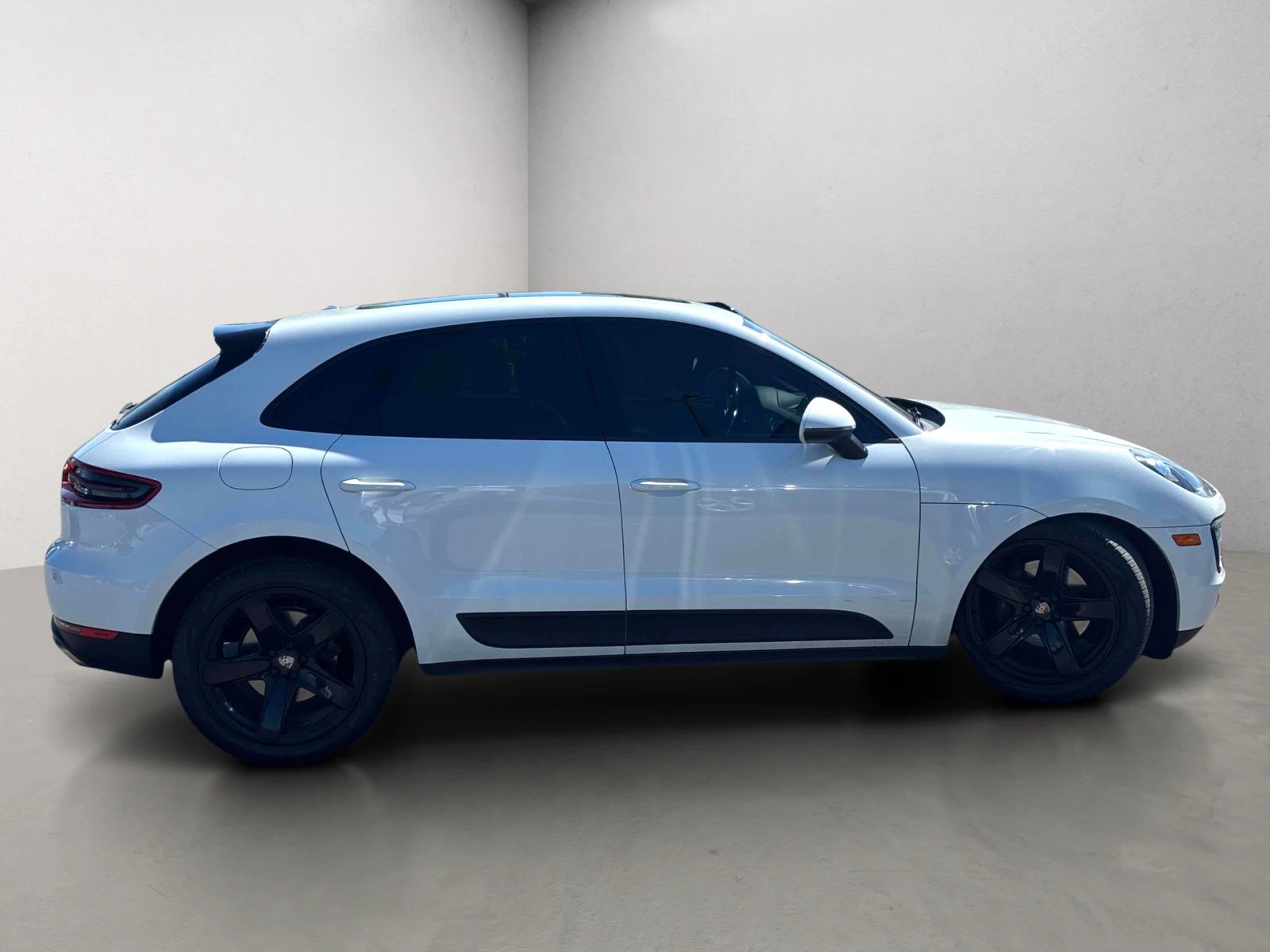 Porsche Macan AWD* KEYLESS* PANORAMA* АвтоКредит(ЦЕНА ДО БГ), снимка 3 - Автомобили и джипове - 54789864