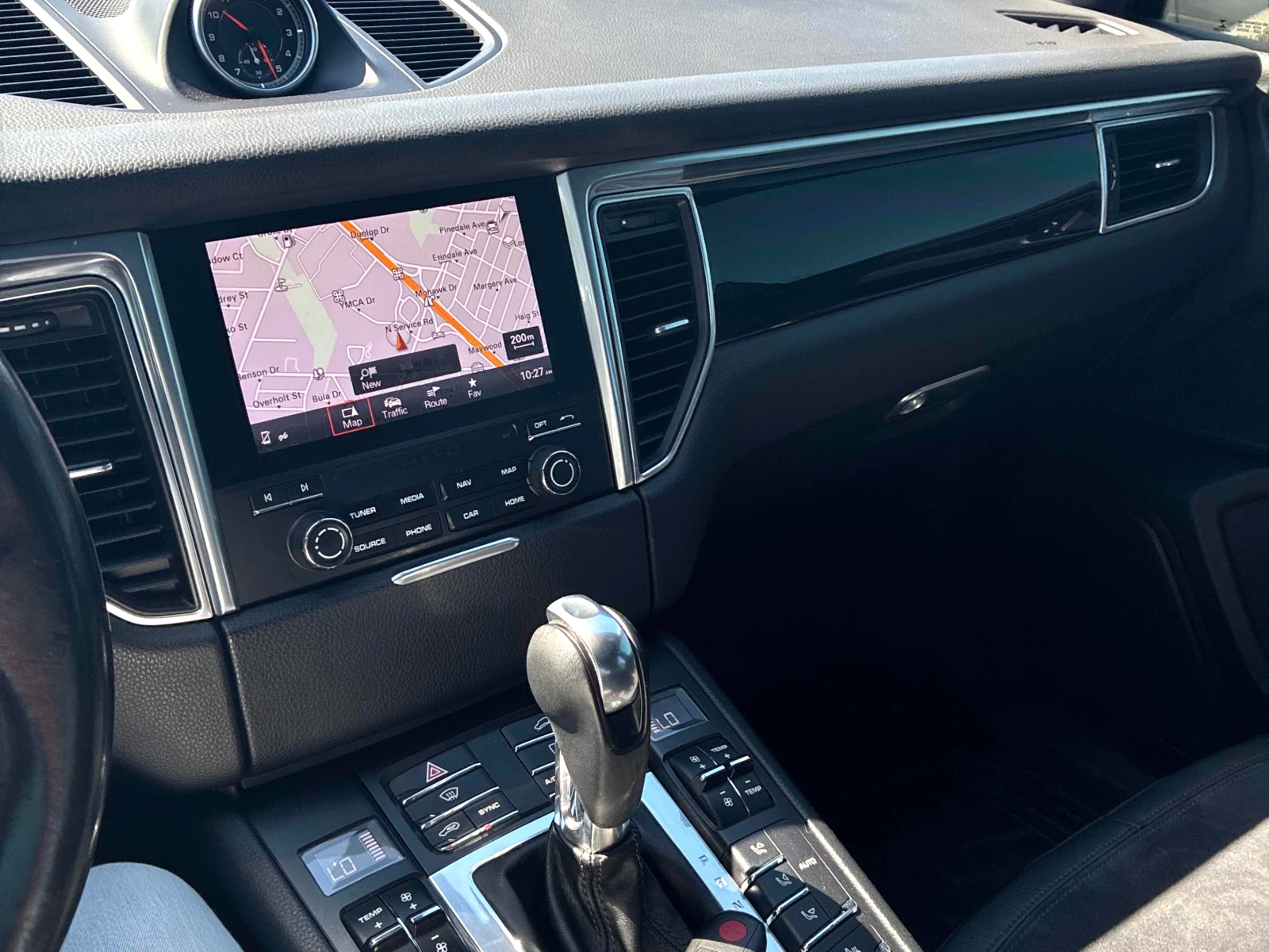 Porsche Macan AWD* KEYLESS* PANORAMA* АвтоКредит(ЦЕНА ДО БГ), снимка 10 - Автомобили и джипове - 54789864