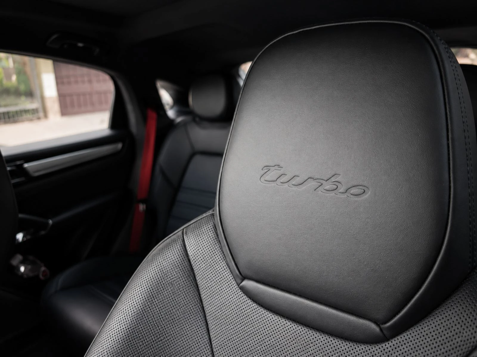 Porsche Cayenne Coupe 4. 0 Turbo - N1 с ДДС, снимка 11 - Автомобили и джипове - 54993563