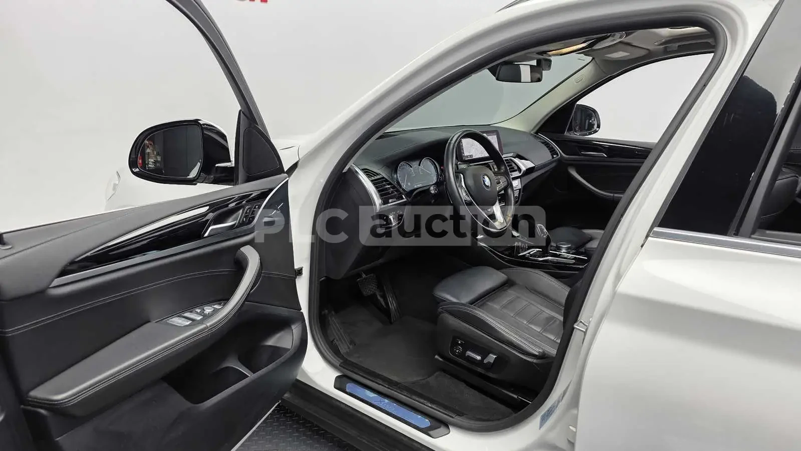 BMW X3 20d xDrive| КАМЕРА| DIST| PANO| HUD| ВКЛ.ТЕХНОТЕСТ, снимка 4 - Автомобили и джипове - 55091111