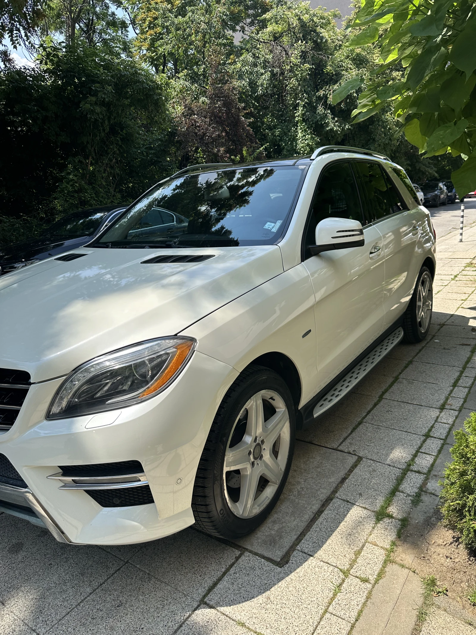 Mercedes-Benz ML 350 AMG 4-MATIC BLUETEC, снимка 6 - Автомобили и джипове - 55219144