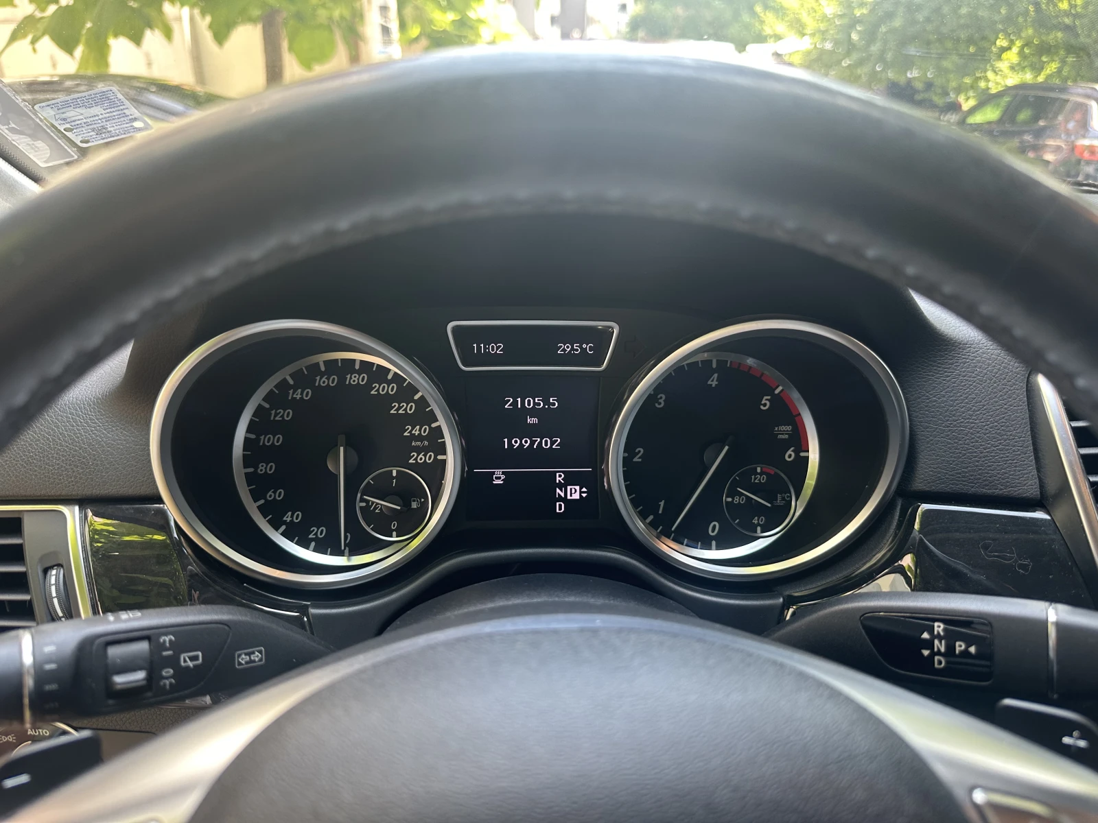 Mercedes-Benz ML 350 AMG 4-MATIC BLUETEC, снимка 9 - Автомобили и джипове - 55219144