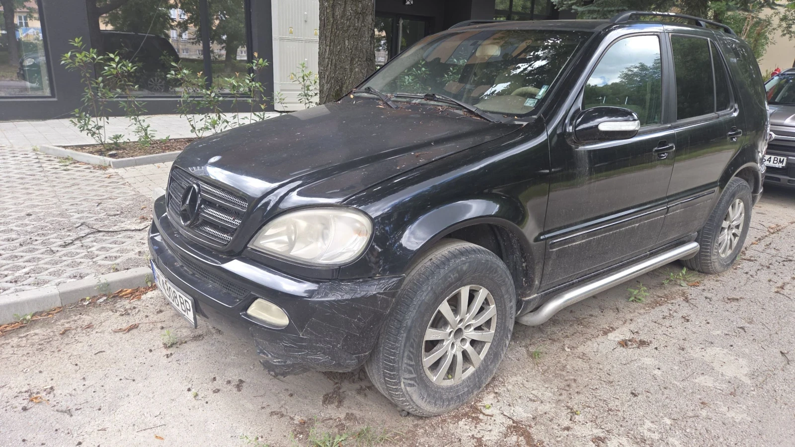 Mercedes-Benz ML 320, снимка 2 - Автомобили и джипове - 55710074