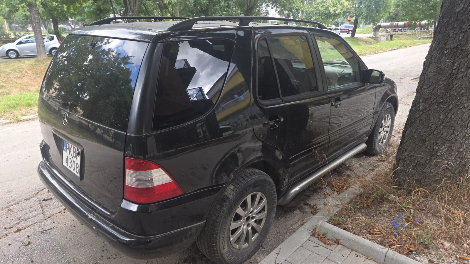 Mercedes-Benz ML 320, снимка 4 - Автомобили и джипове - 55710074