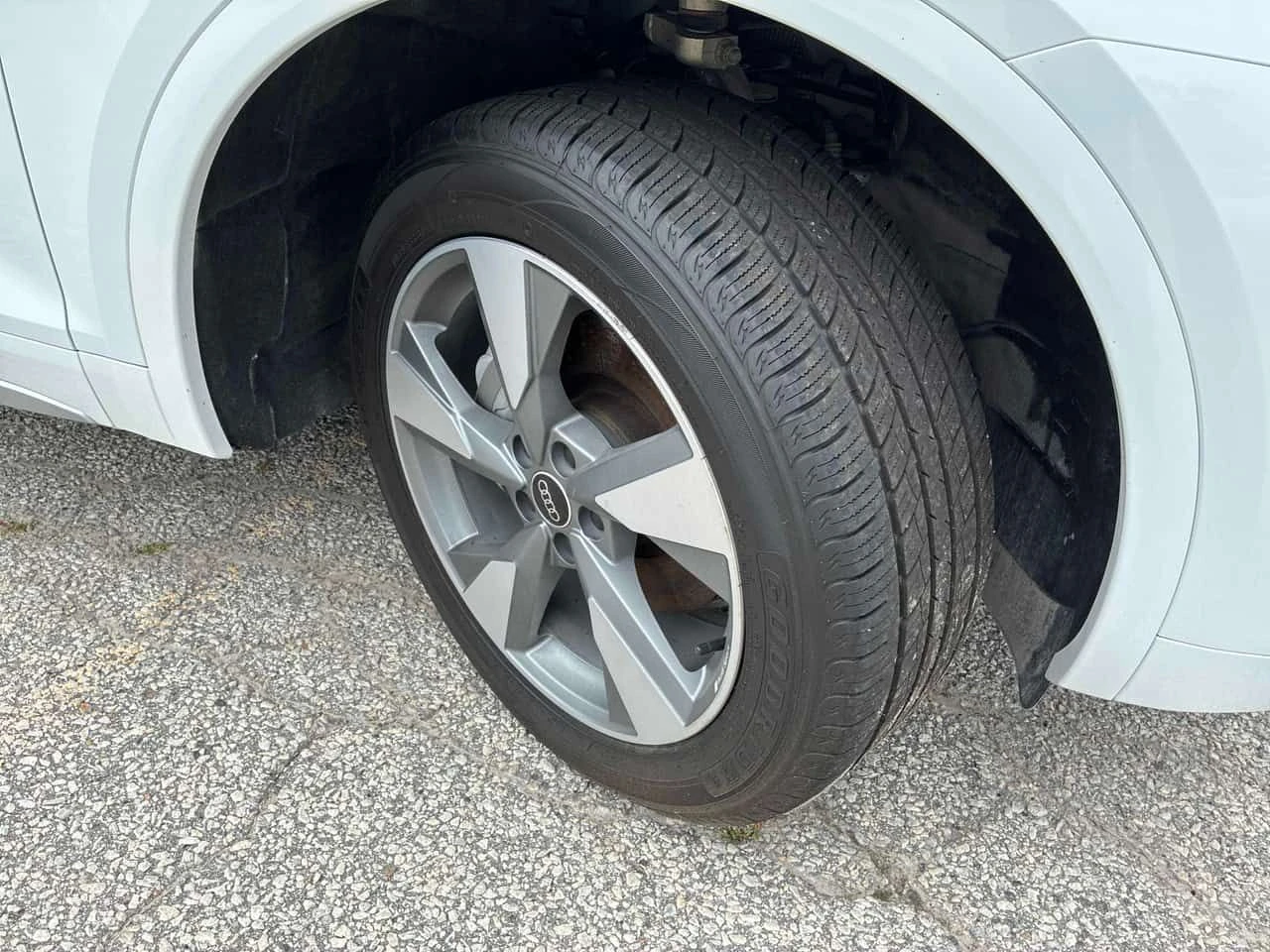 Audi Q5 * Komfort * CARFAX * , снимка 7 - Автомобили и джипове - 55609153