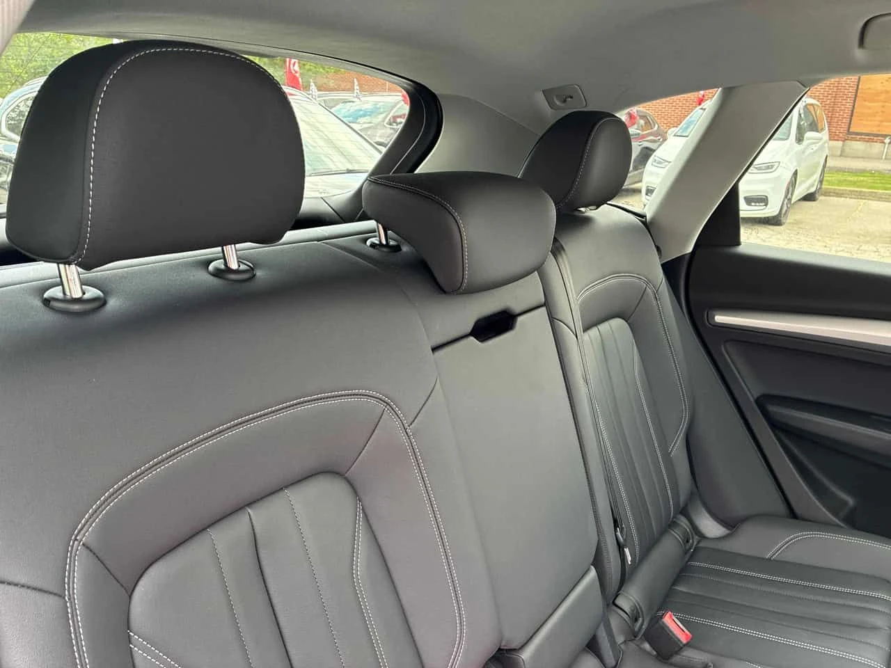Audi Q5 * Komfort * CARFAX * , снимка 15 - Автомобили и джипове - 55609153