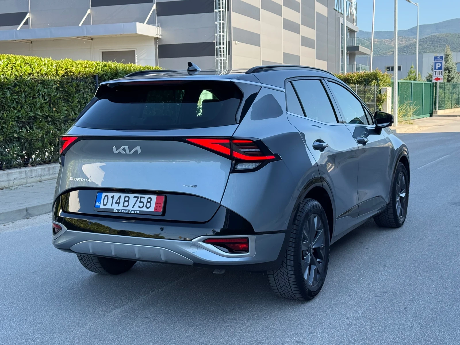 Kia Sportage 1.6HEV 230кс/GTLINE/ПОДГРЕВ/360/Harman Kardon, снимка 3 - Автомобили и джипове - 56217011