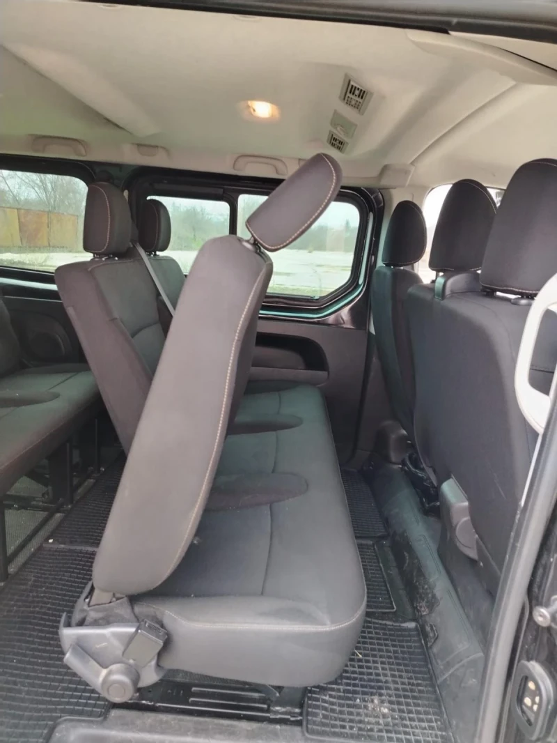 Renault Trafic, снимка 13 - Бусове и автобуси - 53583318